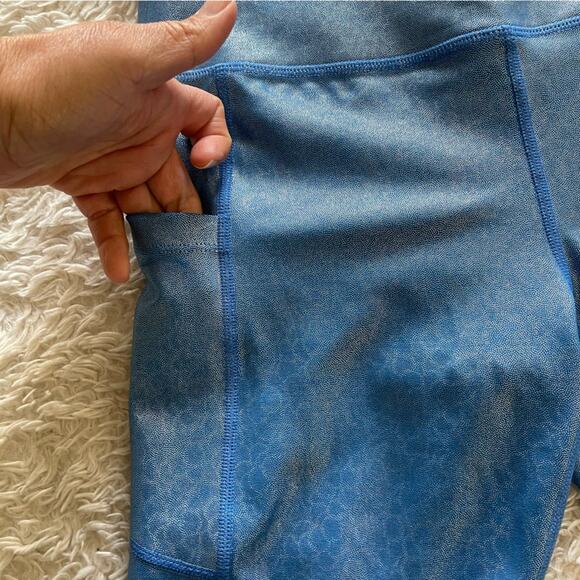 Zyia Blue Mermaid Light N Tight Pocket Capri Size 6-8 - Picture 7 of 11
